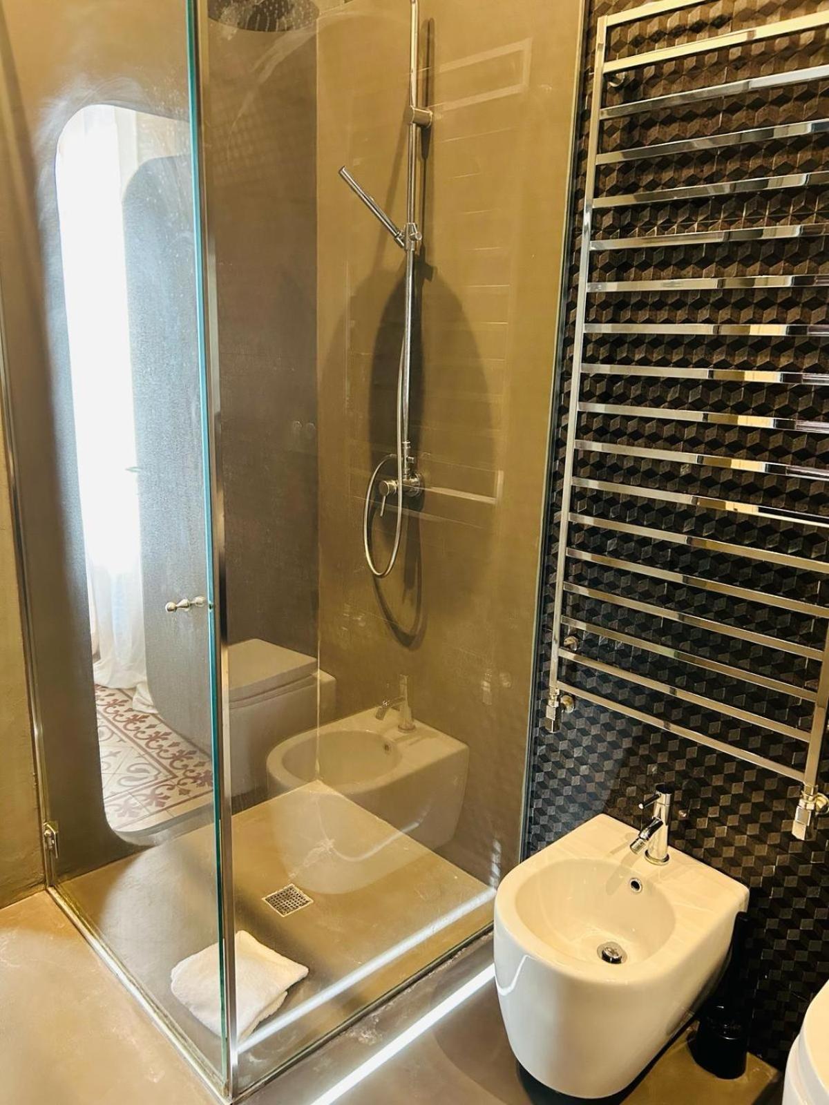 Hostel Boutique Milan Bagian luar foto